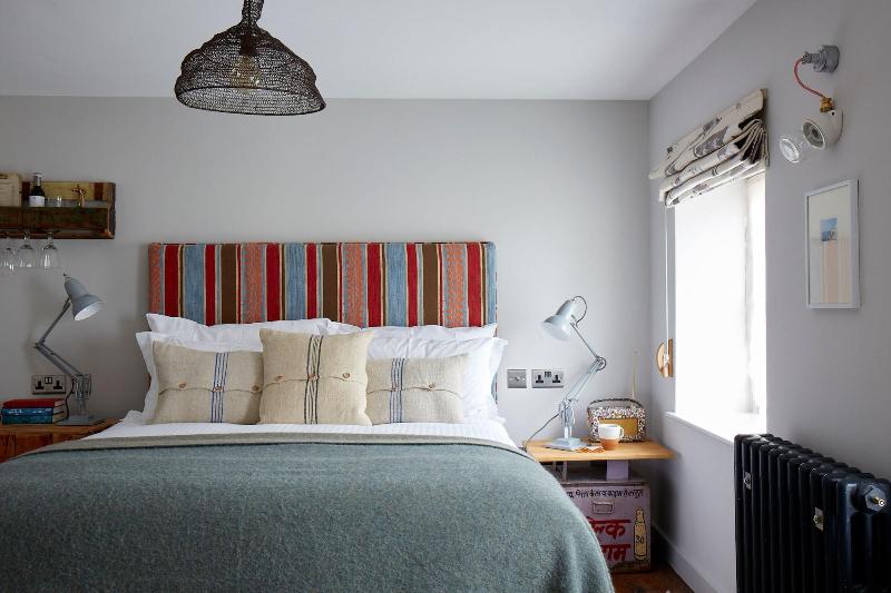 Artist Residence Boutique Guesthouse image