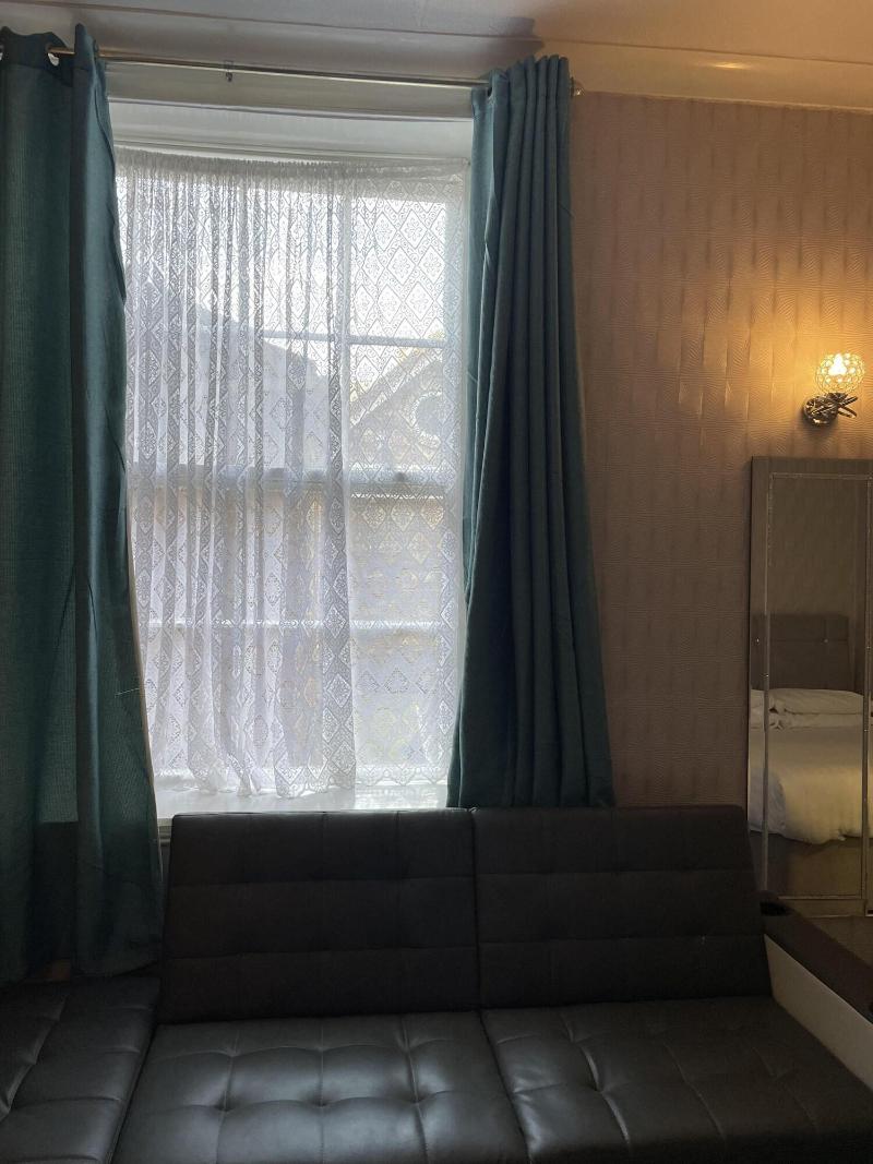 Diamonds Inn image