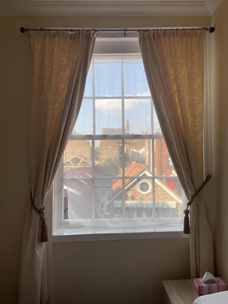 Diamonds Inn image