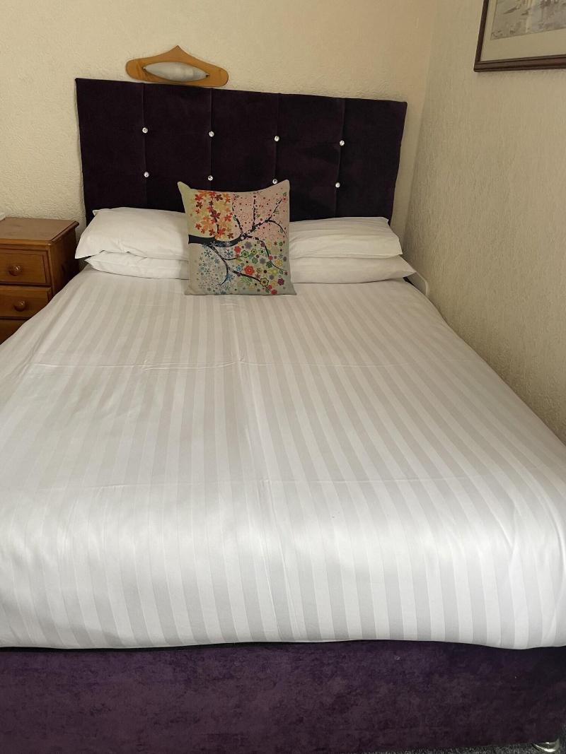 Diamonds Inn image