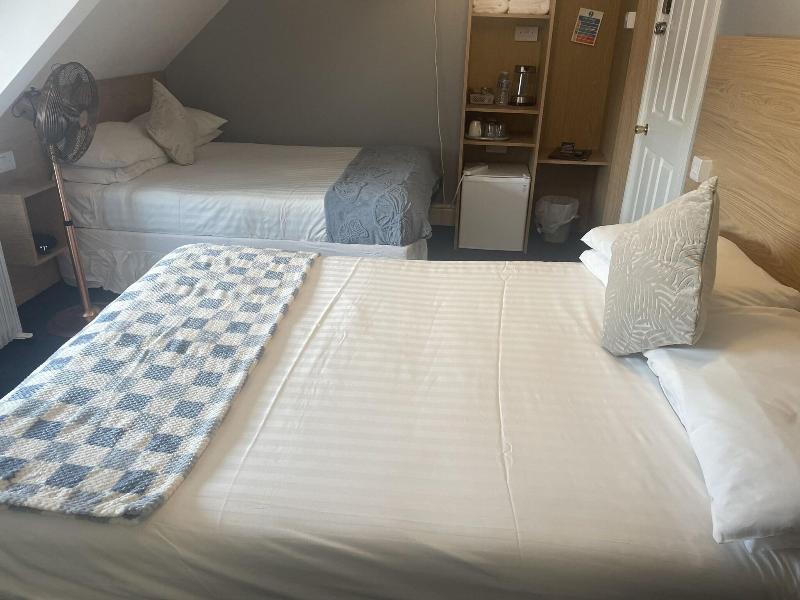 Diamonds Inn image