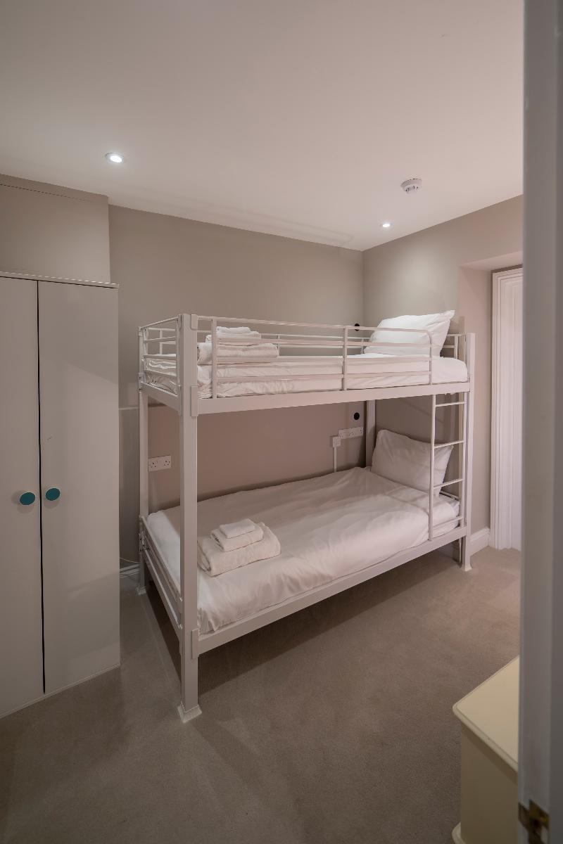 Peartree Serviced Apartments image