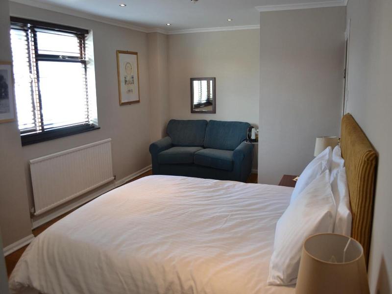 Castle Hotel image