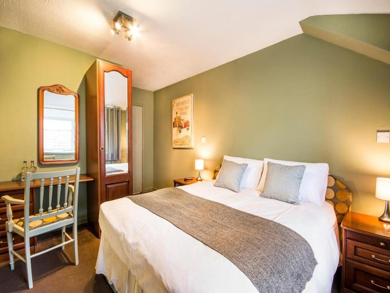 Castle Hotel image