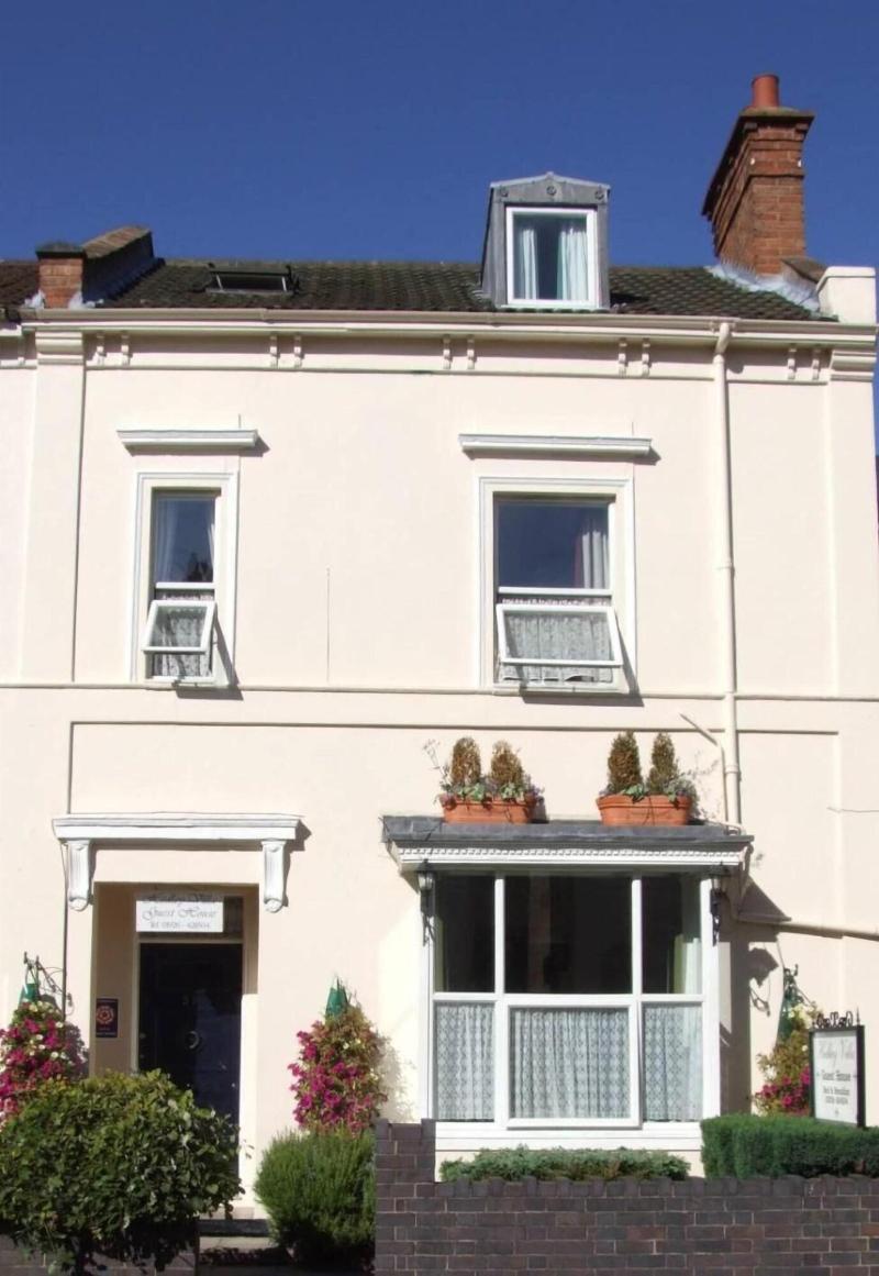 Hedley Villa Guest House image
