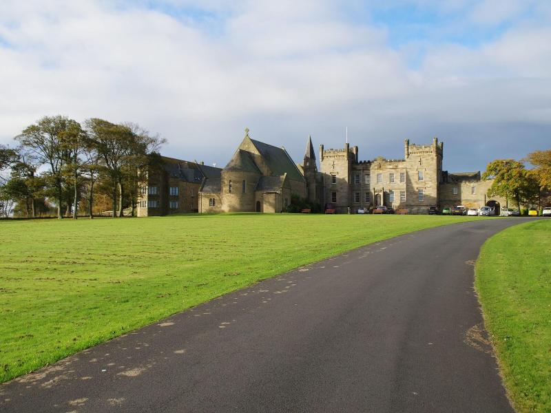 Sneaton Castle Centre image