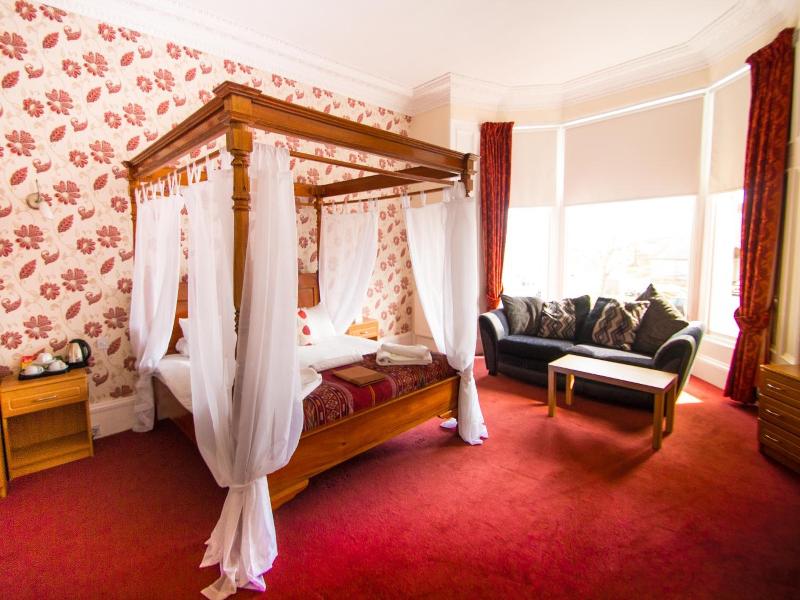Royal Mackintosh Hotel image