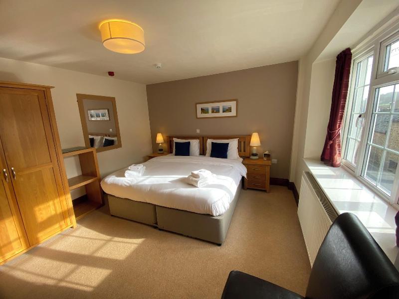 The Globe Inn image