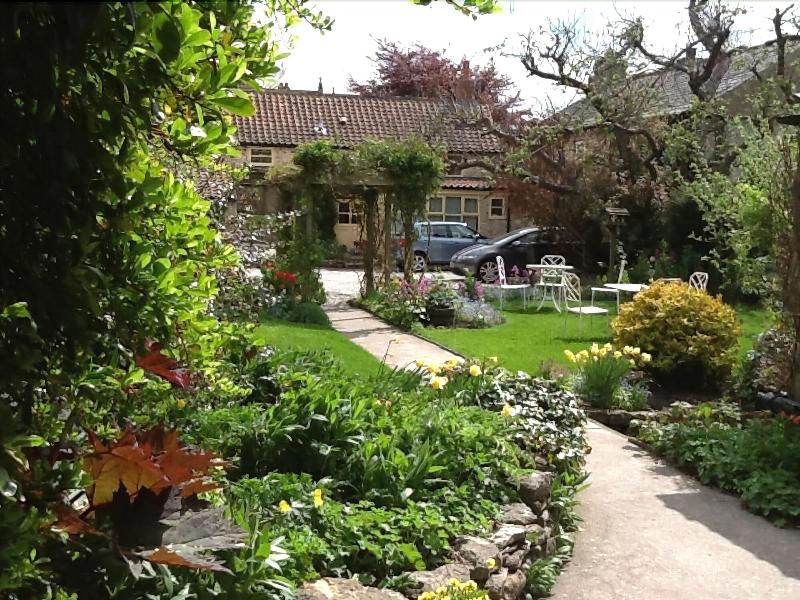 Bramwood Guest House image