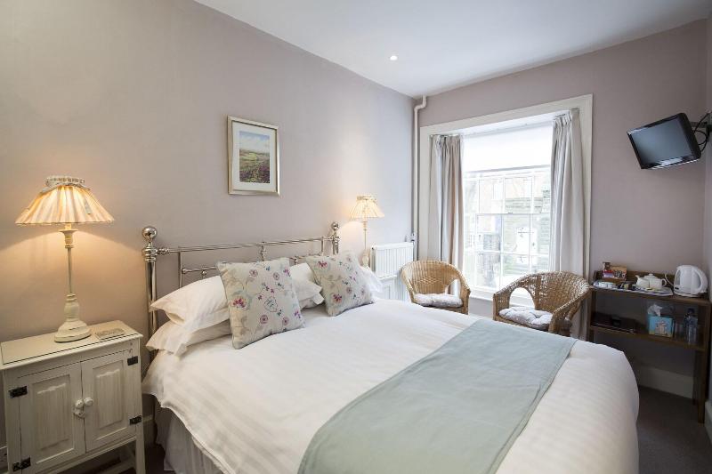 Bramwood Guest House image
