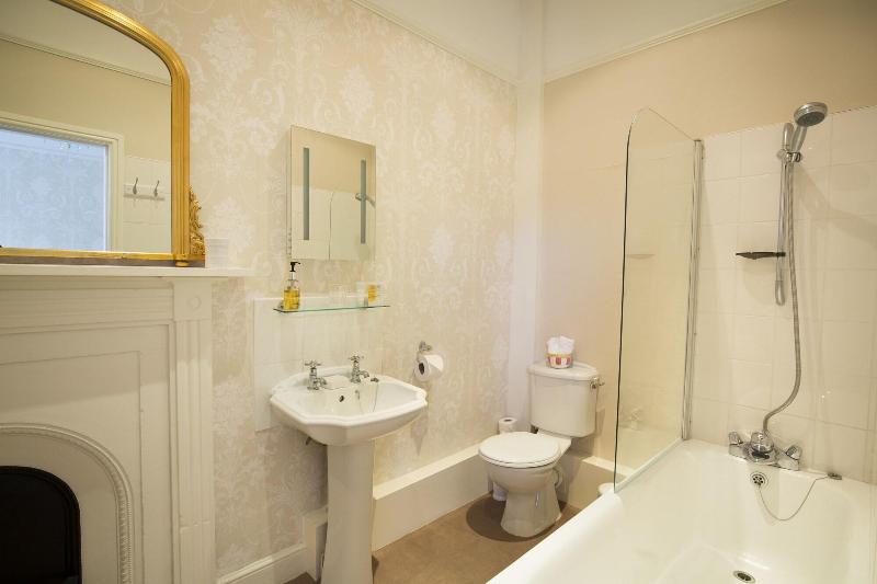Bramwood Guest House image