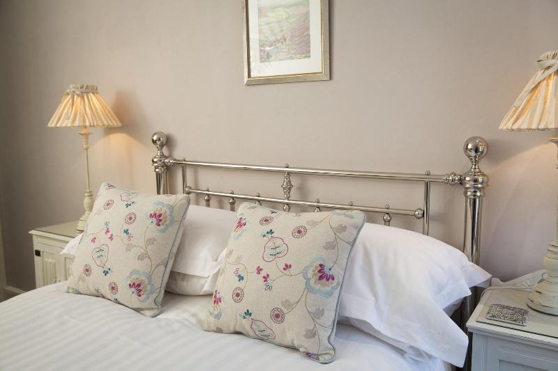 Bramwood Guest House image