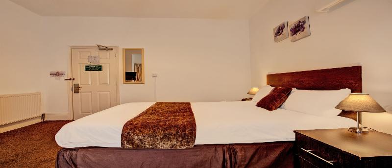OYO The Waverley Hotel image