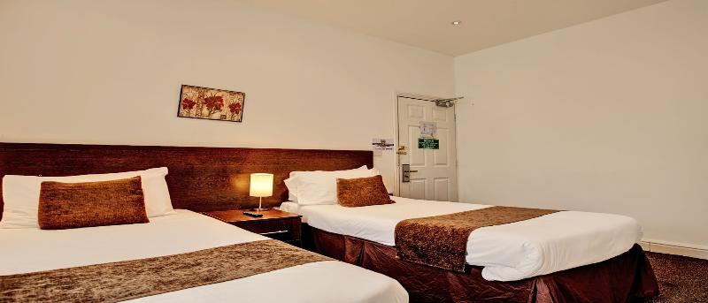 OYO The Waverley Hotel image