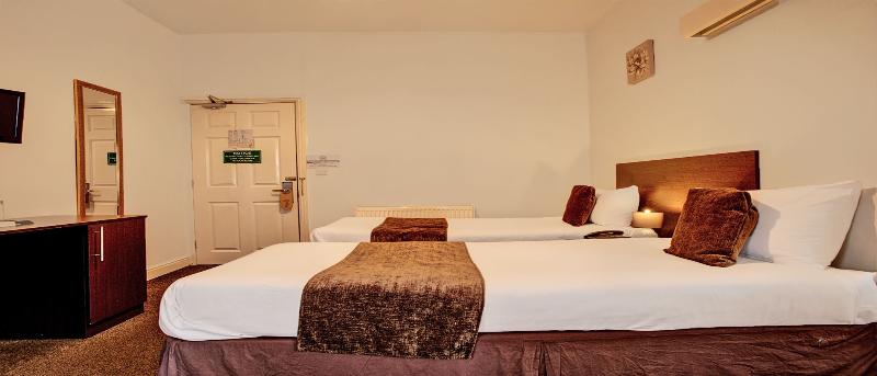 OYO The Waverley Hotel image