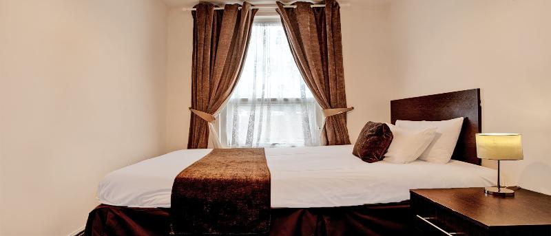 OYO The Waverley Hotel image