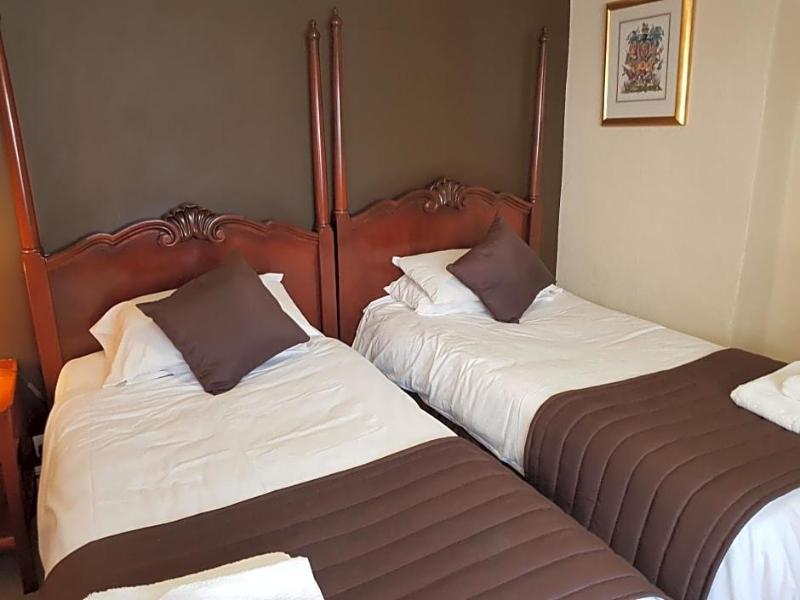 Old George Hotel image