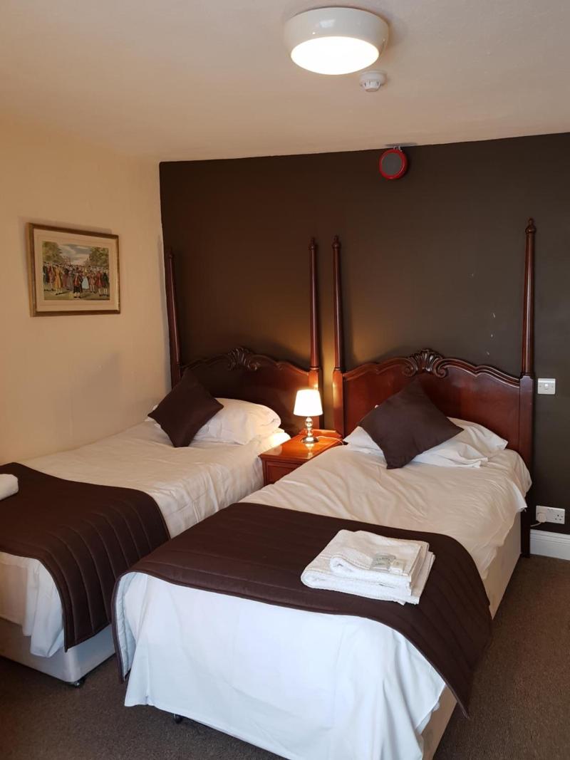 Old George Hotel image