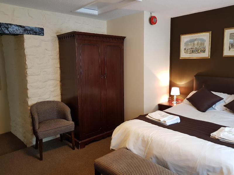 Old George Hotel image