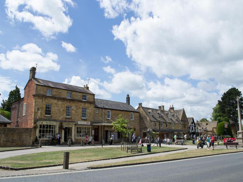 The Crown and Trumpet Inn image