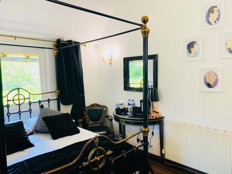 Oldlands Farm Bed and Breakfast image