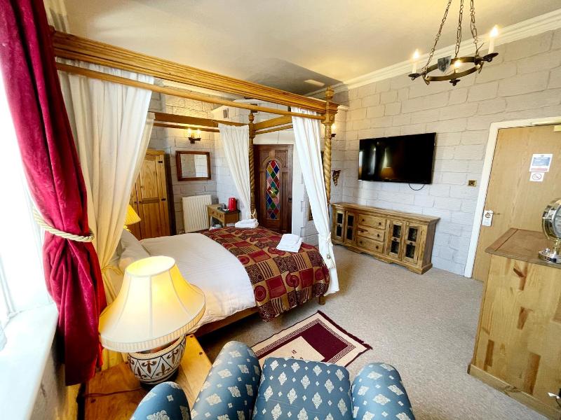 The Dukes Folly Hotel image