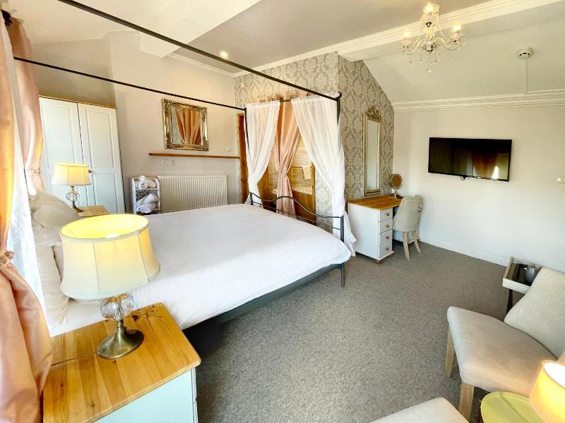 The Dukes Folly Hotel image