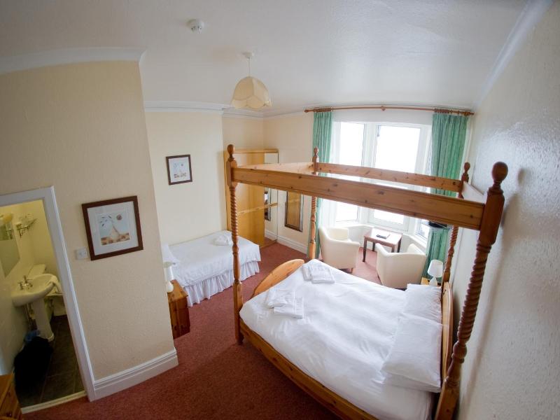 Queensbridge Hotel image