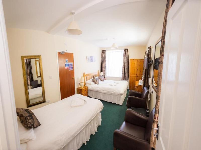 Queensbridge Hotel image