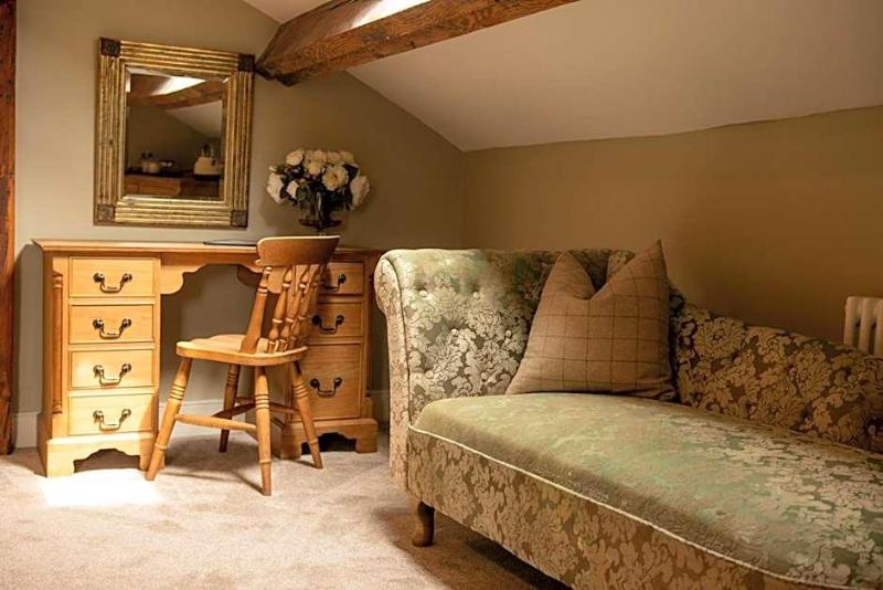 The coach house image