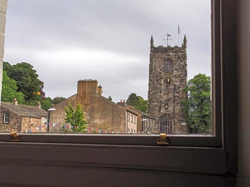 The coach house image