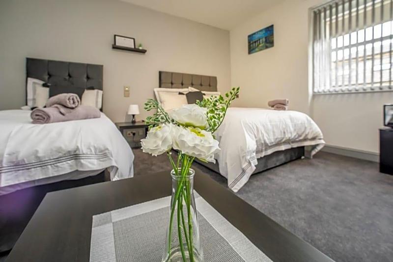 Huddersfield Central Lodge Hotel image