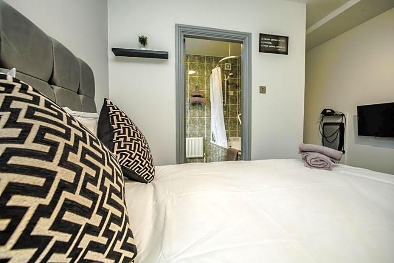 Huddersfield Central Lodge Hotel image