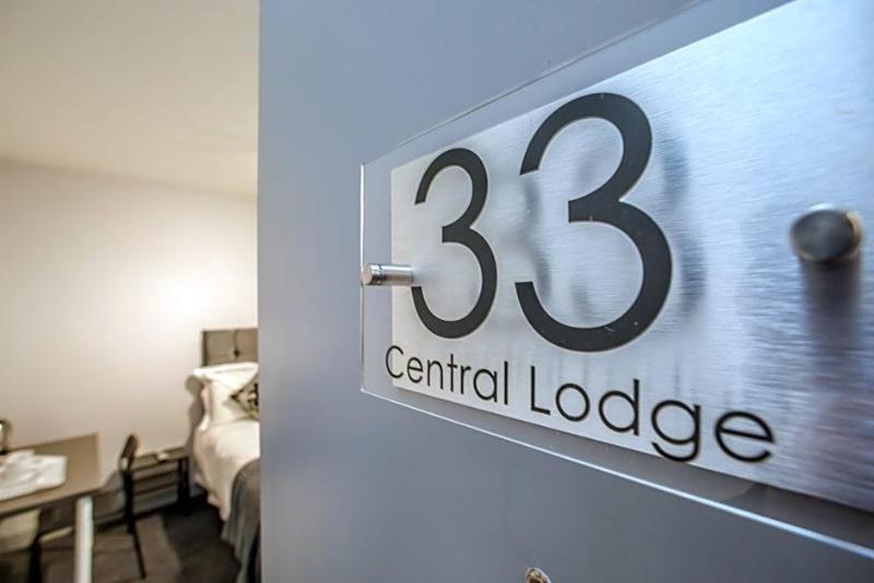 Huddersfield Central Lodge Hotel image