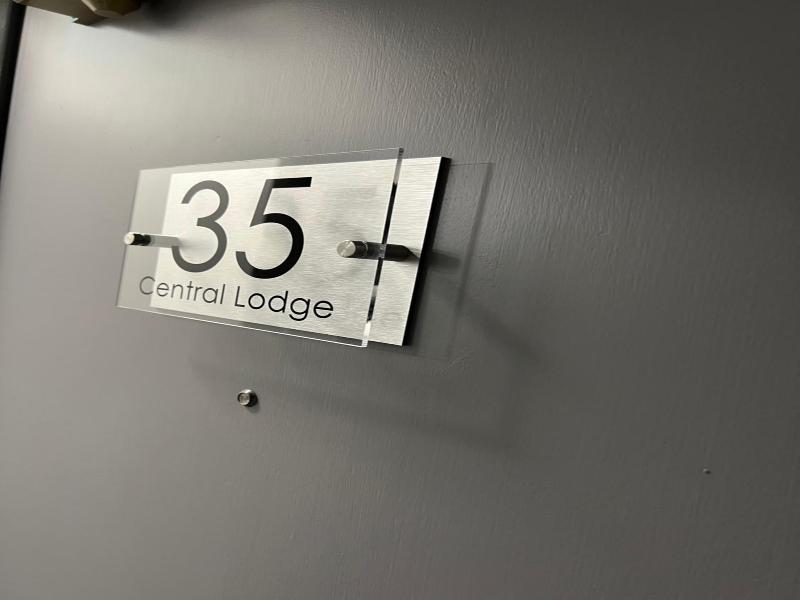 Huddersfield Central Lodge Hotel image