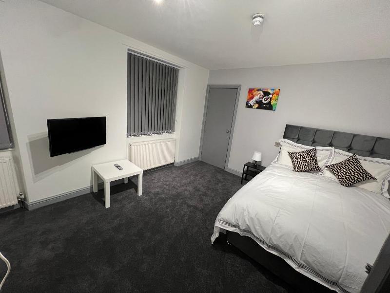 Huddersfield Central Lodge Hotel image