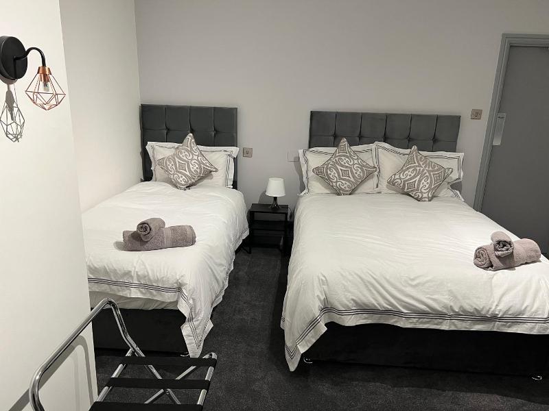 Huddersfield Central Lodge Hotel image