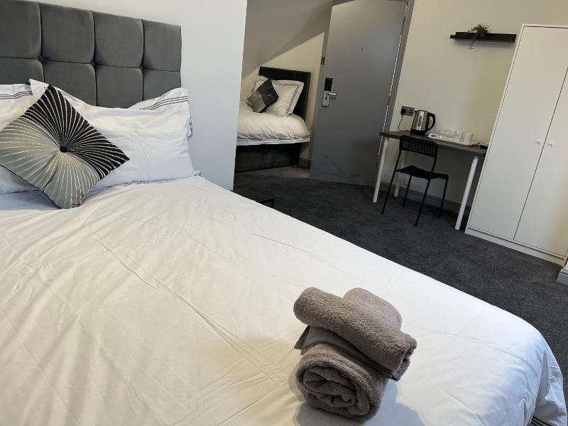 Huddersfield Central Lodge Hotel image