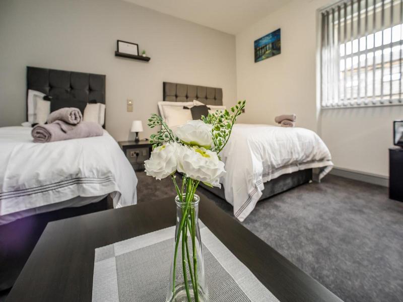 Huddersfield Central Lodge Hotel image