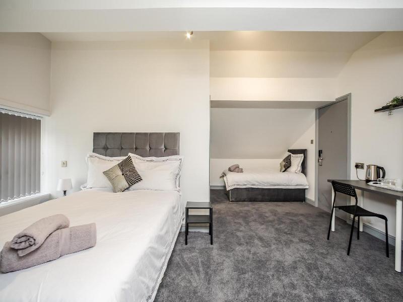 Huddersfield Central Lodge Hotel image