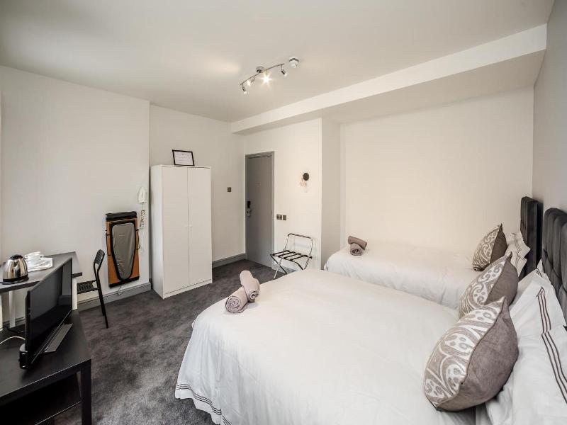 Huddersfield Central Lodge Hotel image