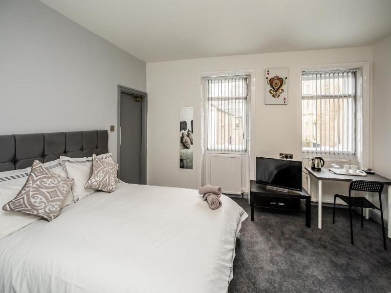 Huddersfield Central Lodge Hotel image