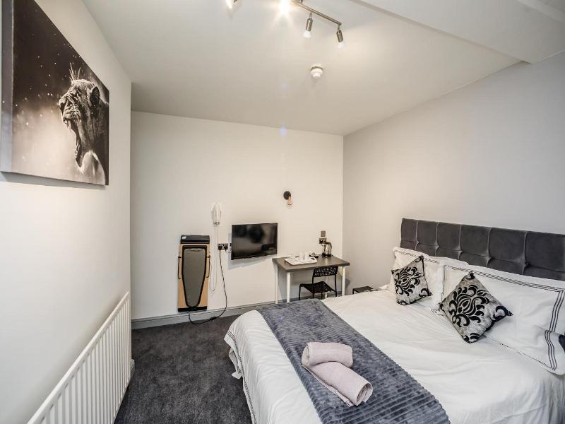 Huddersfield Central Lodge Hotel image