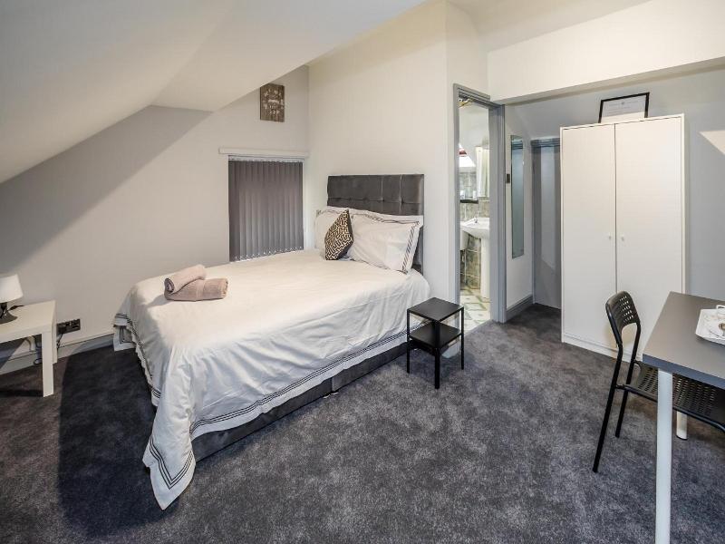 Huddersfield Central Lodge Hotel image