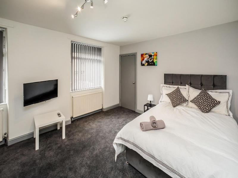 Huddersfield Central Lodge Hotel image