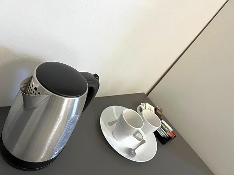 Huddersfield Central Lodge Hotel image