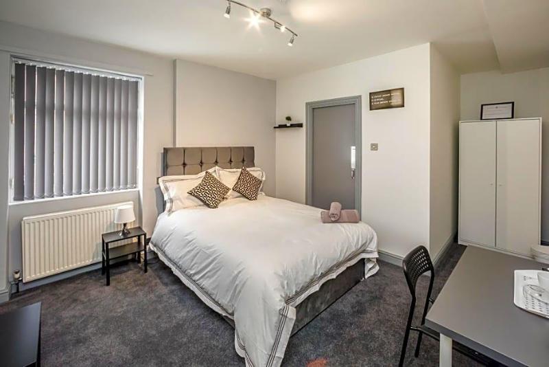 Huddersfield Central Lodge Hotel image
