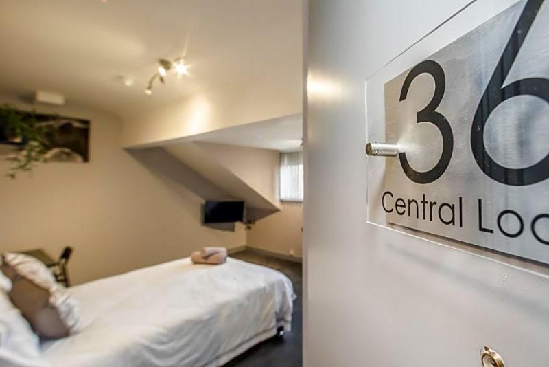 Huddersfield Central Lodge Hotel image