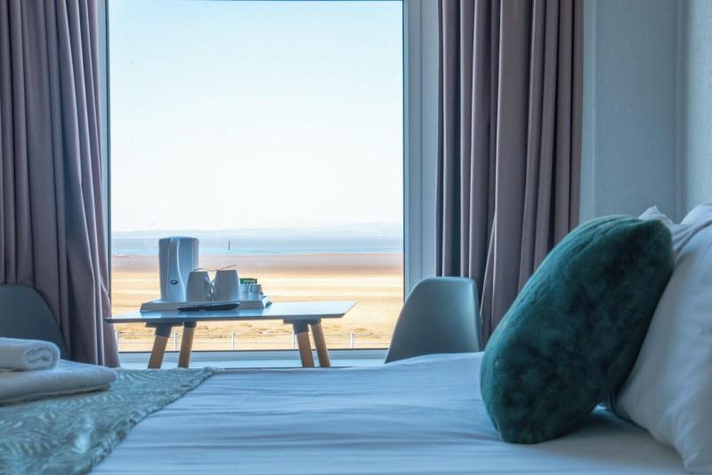 The Clifton Hotel image