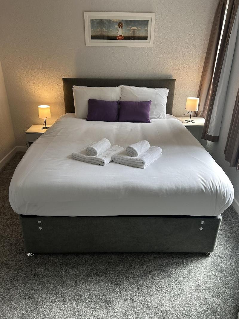 The Clifton Hotel image